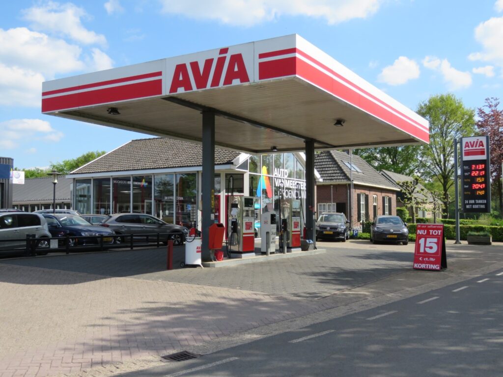 Avia Tankstation van Groenouwe in Bathmen