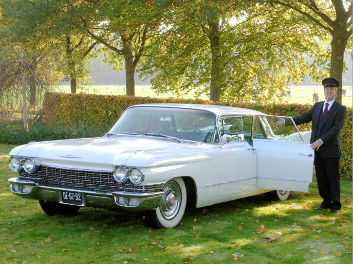 Cadillac Sedan deVille (Klassiek)